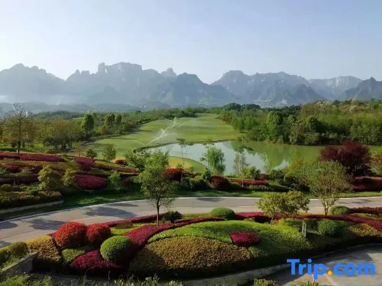 Zhangjiajie Golf Club Homestay
