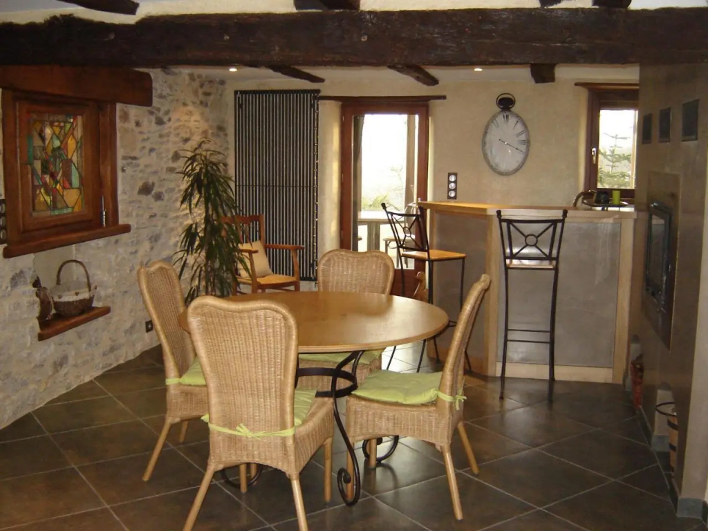 Les Hôtes du Lac, Chambres et tables dhôtes