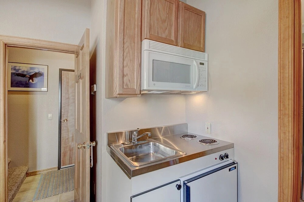 Pet Friendly, Slope-side, Spacious Town Home - ER21 by Redawning