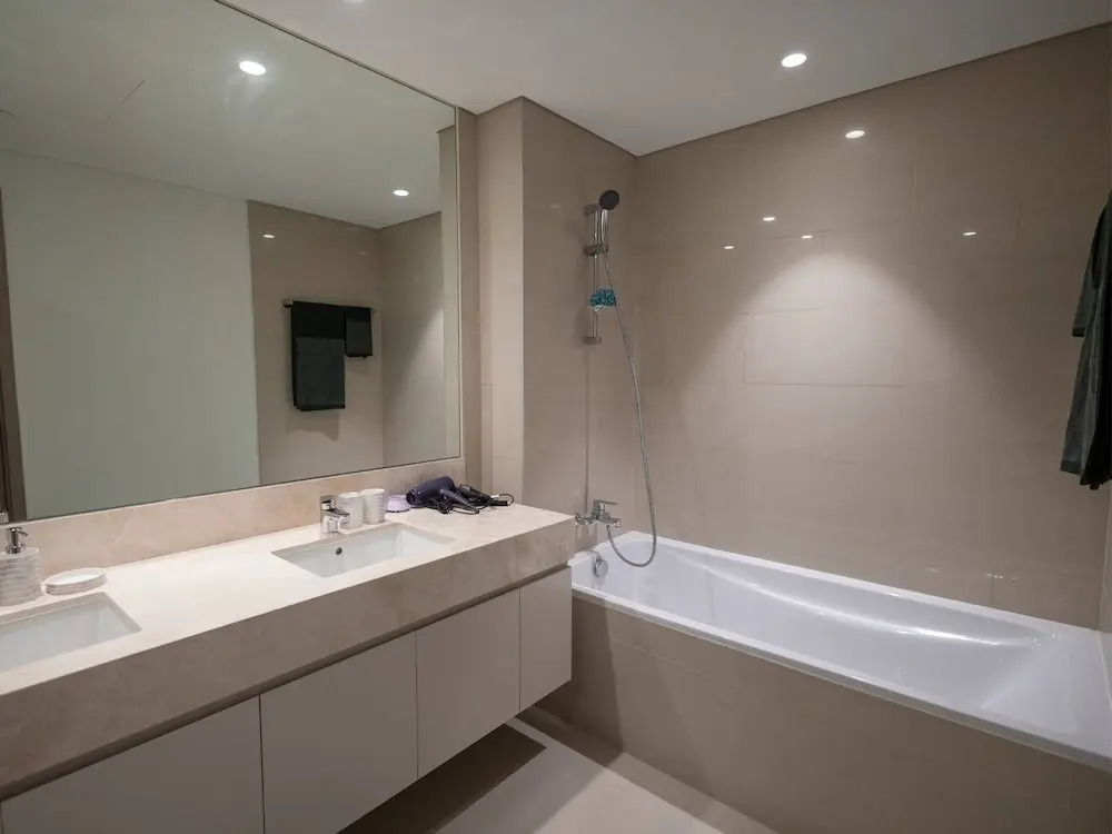 Mh-act One Act Two-2bhk-ref401