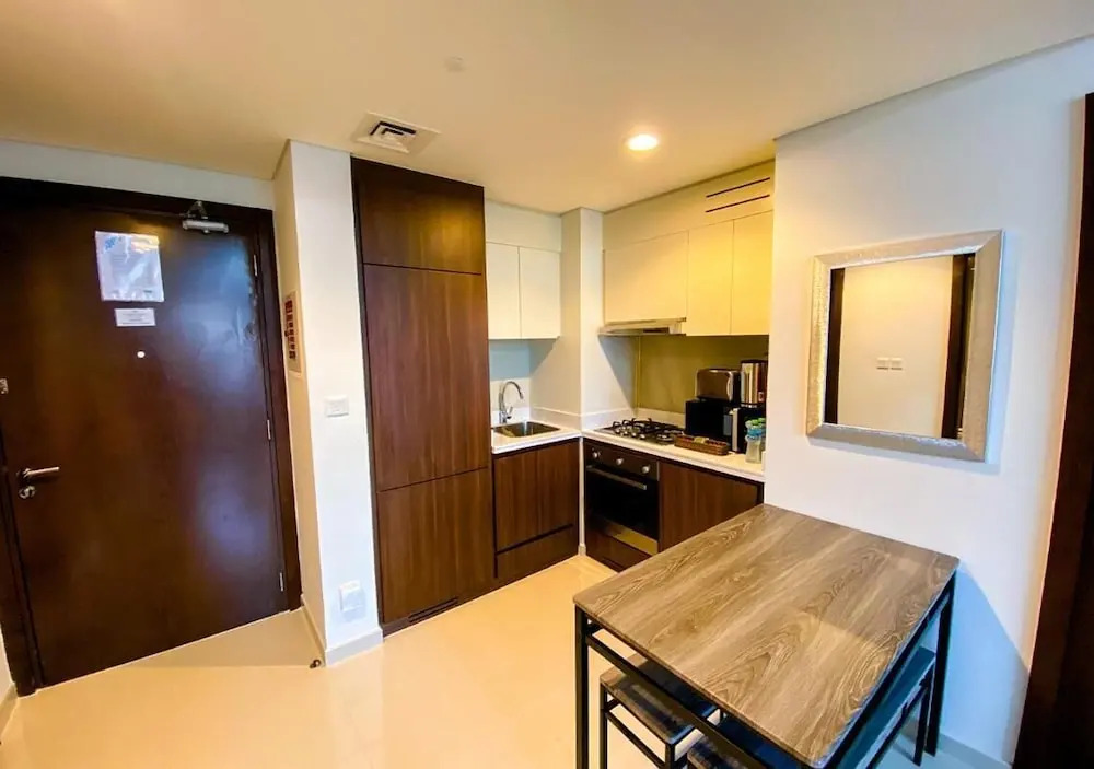 Mh- Fully Furnished 2 Bhk Vera Residence Ref 24021
