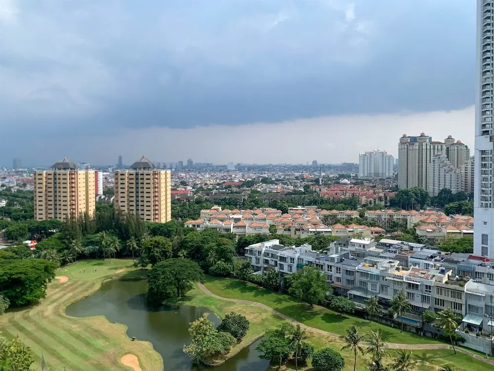 Lavish And Elegant 1Br At The Mansion Kemayoran Apartment