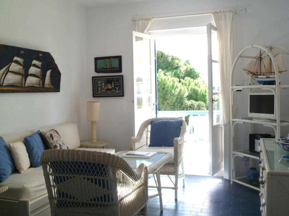 Mykonos Town Apartment With a View