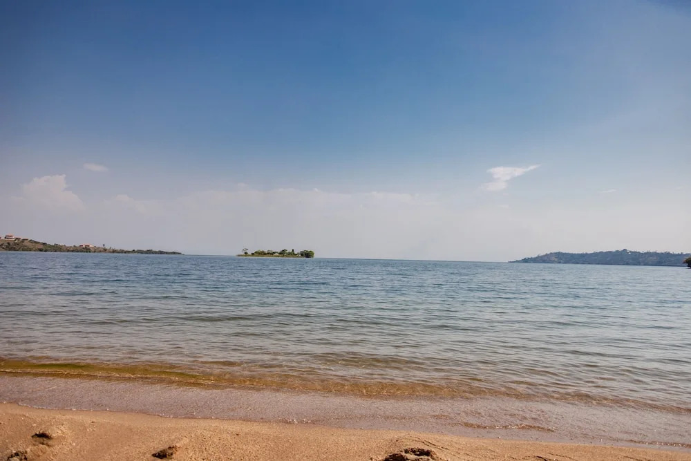 Serene Lake View Lodge in Kayove, Rwanda