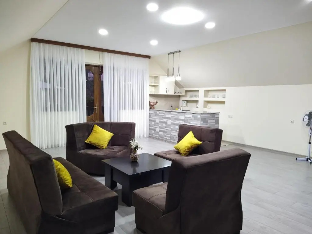 Sachino Giorgi Family House