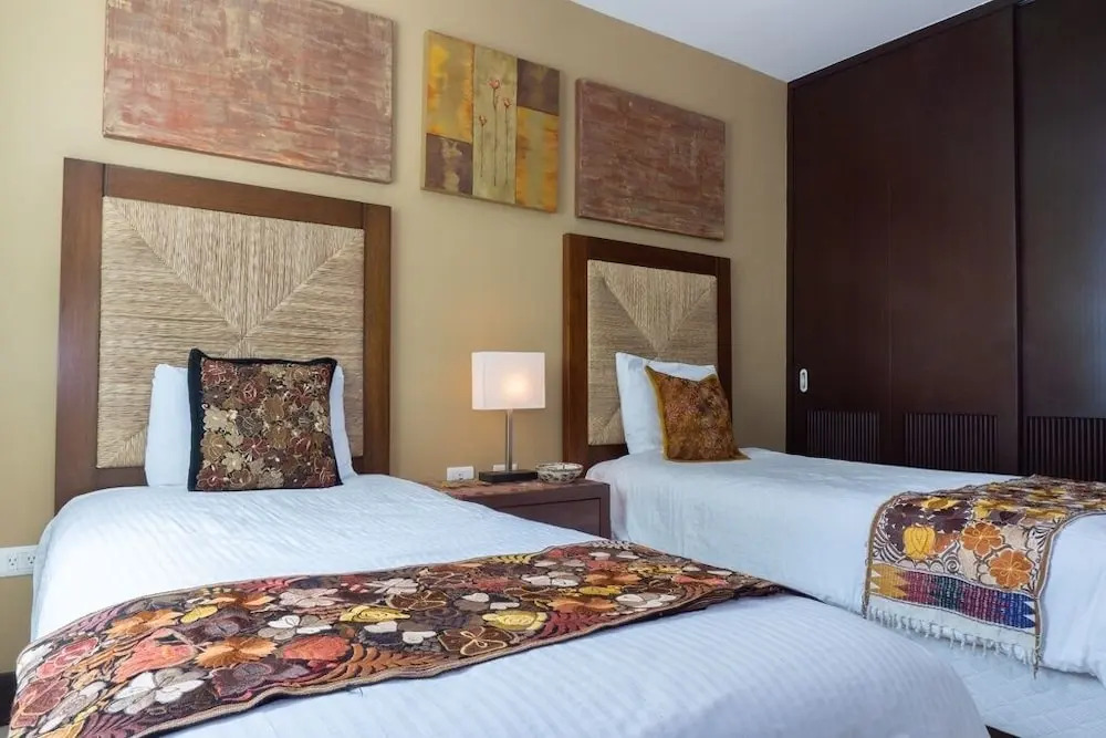 Casa Soleada 2 Bedroom Condo by RedAwning