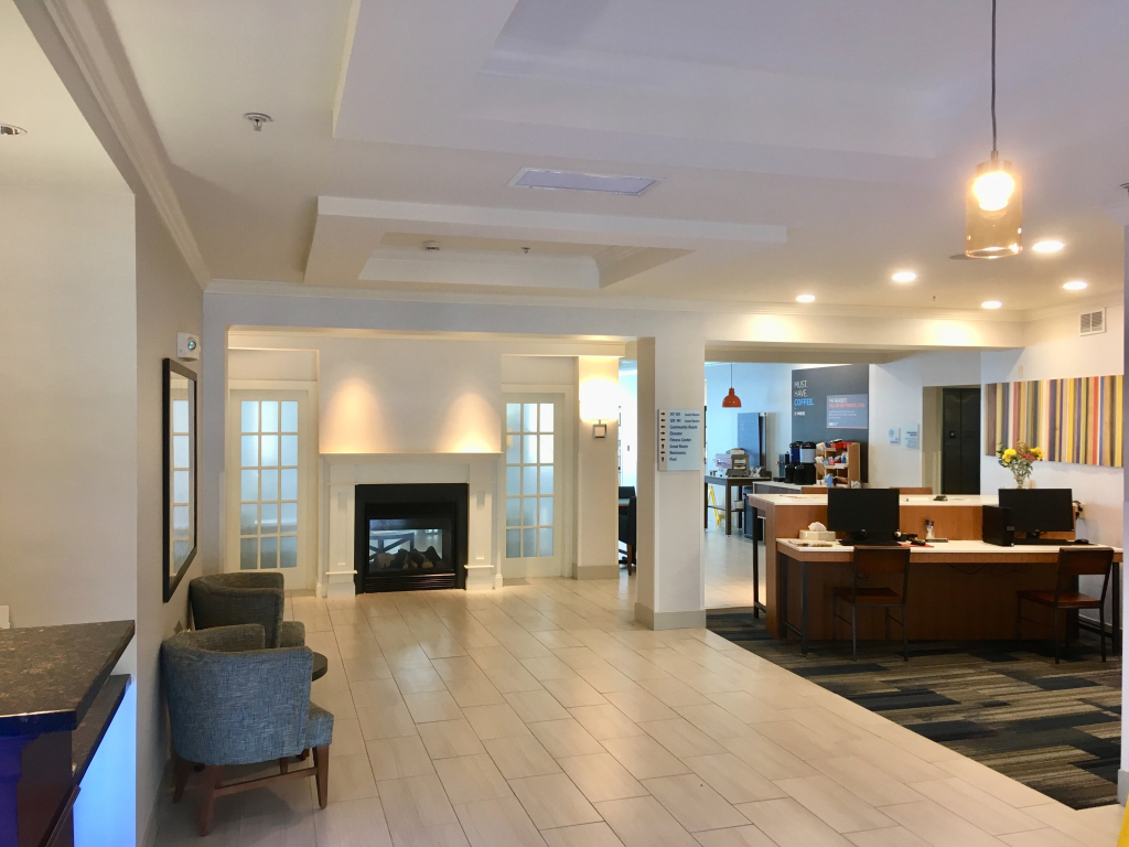 Holiday Inn Express & Suites Bethlehem Airport-Allentown Area
