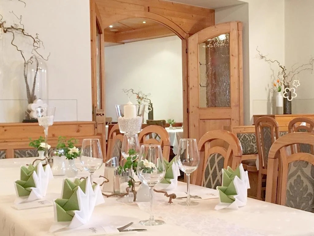 Gasthof zur Post - Familie Luegmayer