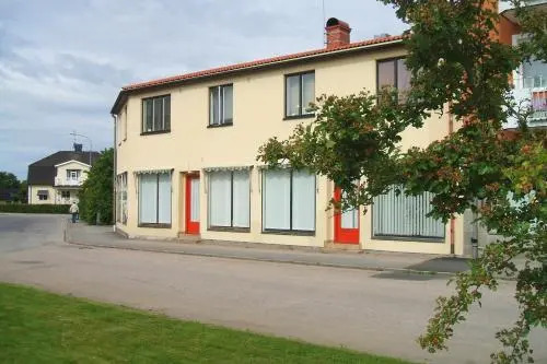 B&B Skolg.10