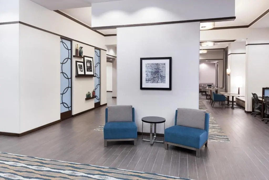 Hampton Inn & Suites Chicago North Shore
