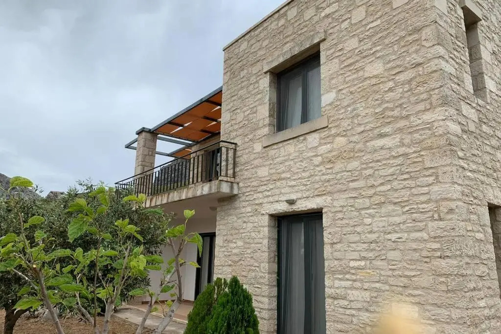 Frati Stone House