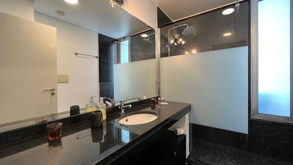 Century House with private pool by Holiday Rental Madeira