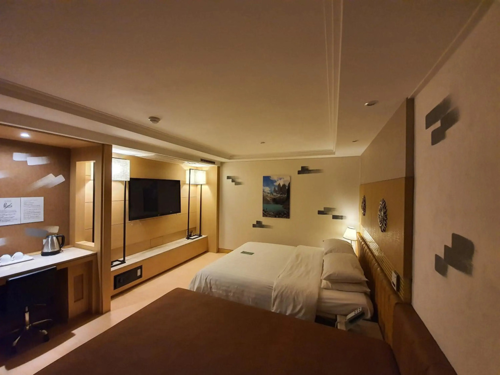 Friendly DH Naissance Hotel by Mindrum Group