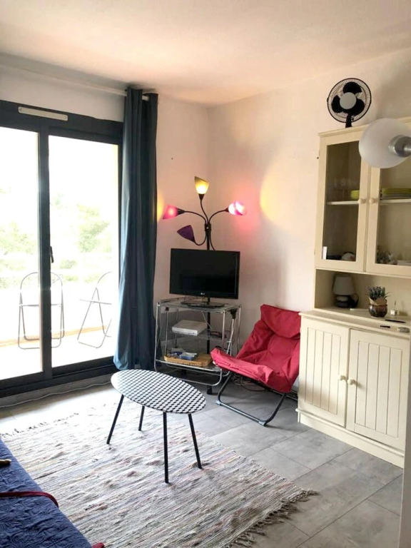 Studio in Six-Fours-Les-Plages, with Wonderful Lake View And Furnished Balcony - 200 M From the Beach