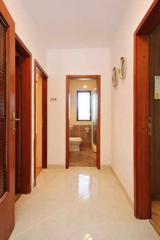 Apartment Ljube