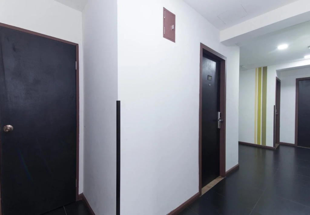 Basic Hotel