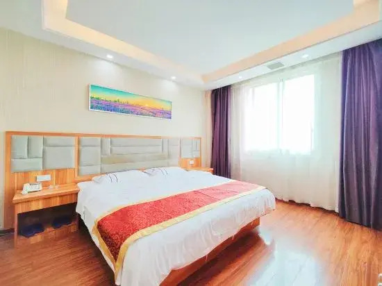 Jinboyuan Business Hotel(Xunyang Tower Dazhong Road Pedestrian Street Branch)