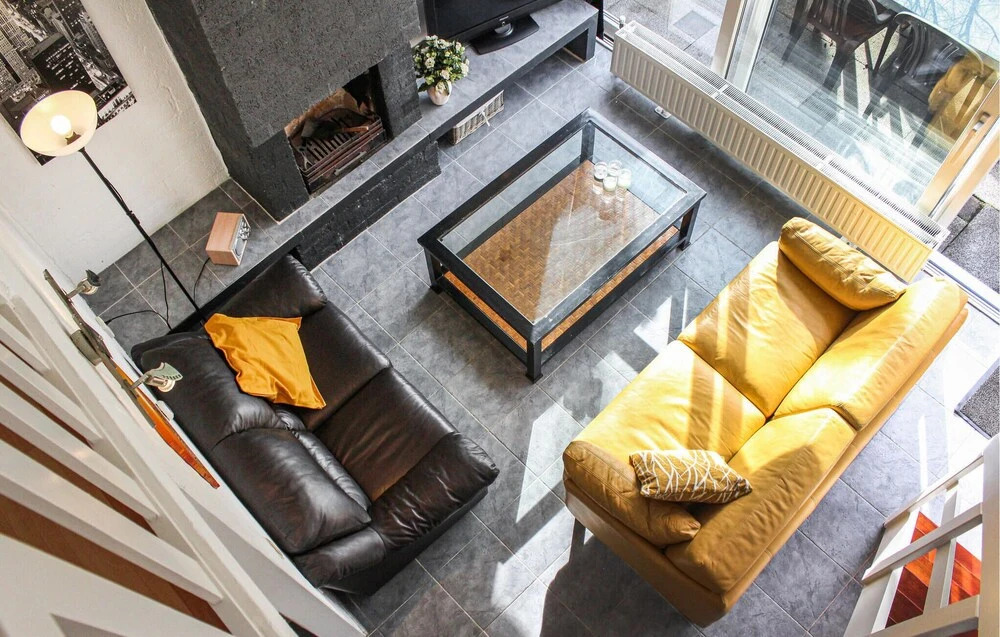 Beautiful Home In Bruinisse With Wifi