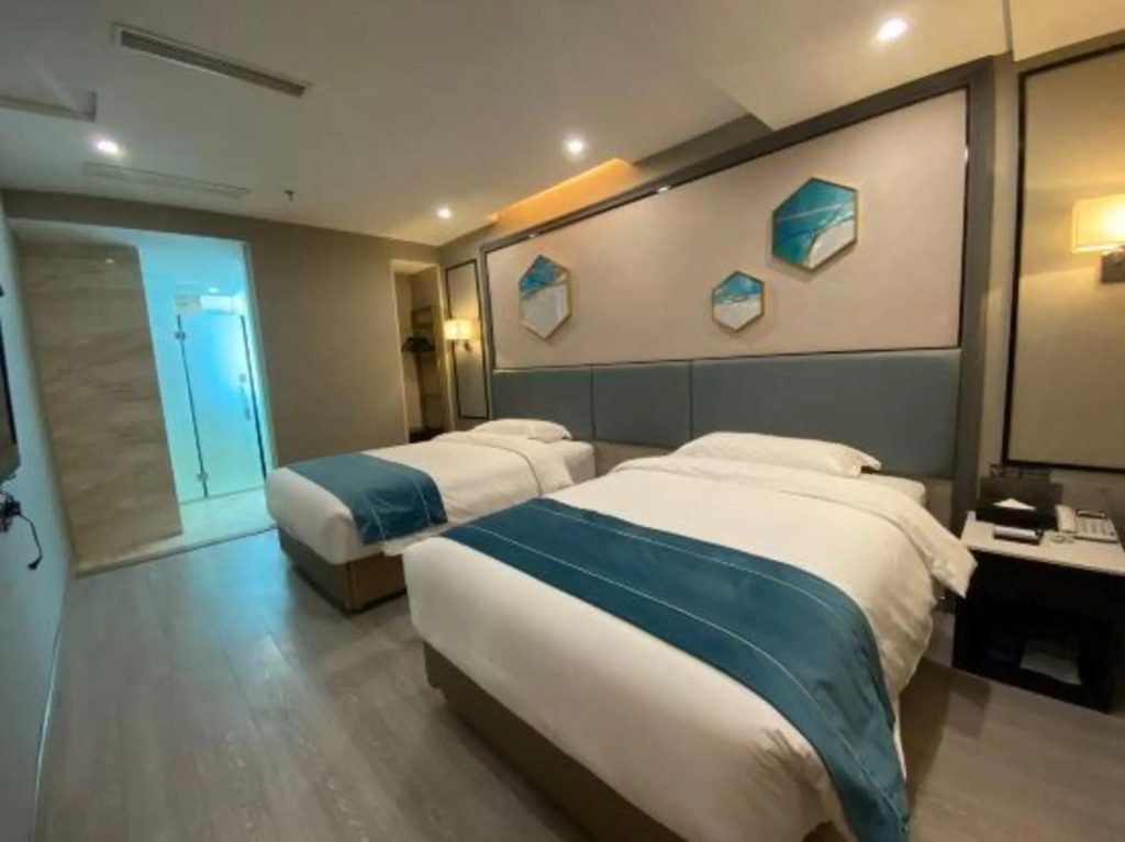 Unitour Hotel (Sichuan Police College)