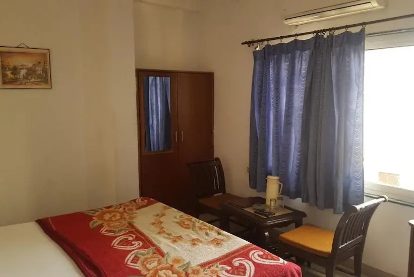 Hotel Rajpal Palace