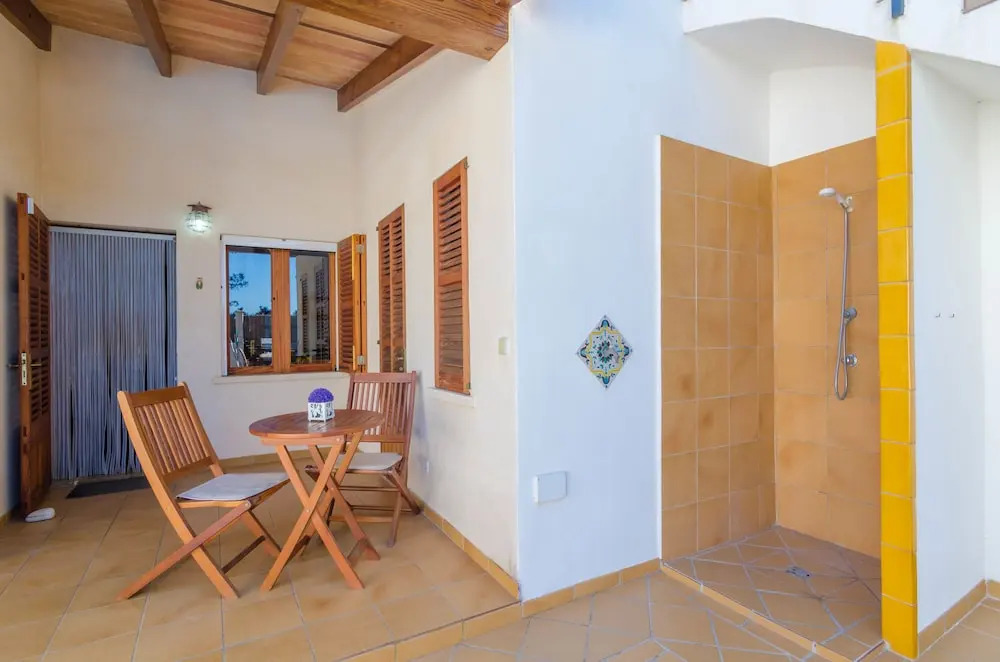 Garonda Villa