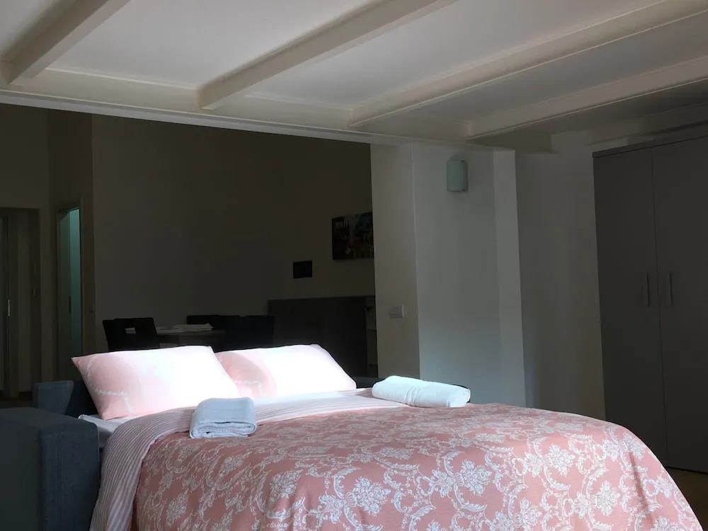 Loft spacious apartments in Prague