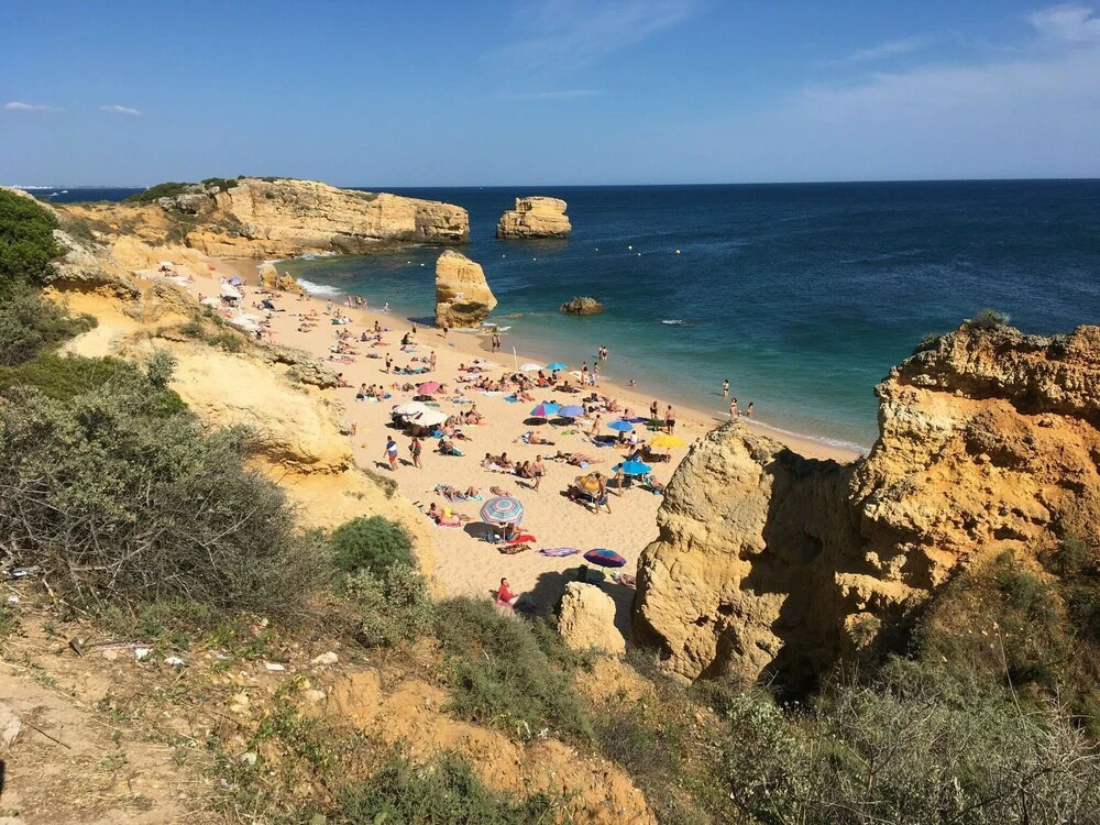 An Apartment With Sea View Within Walking Distance Of The Beach Swimming Pool And Albufeira