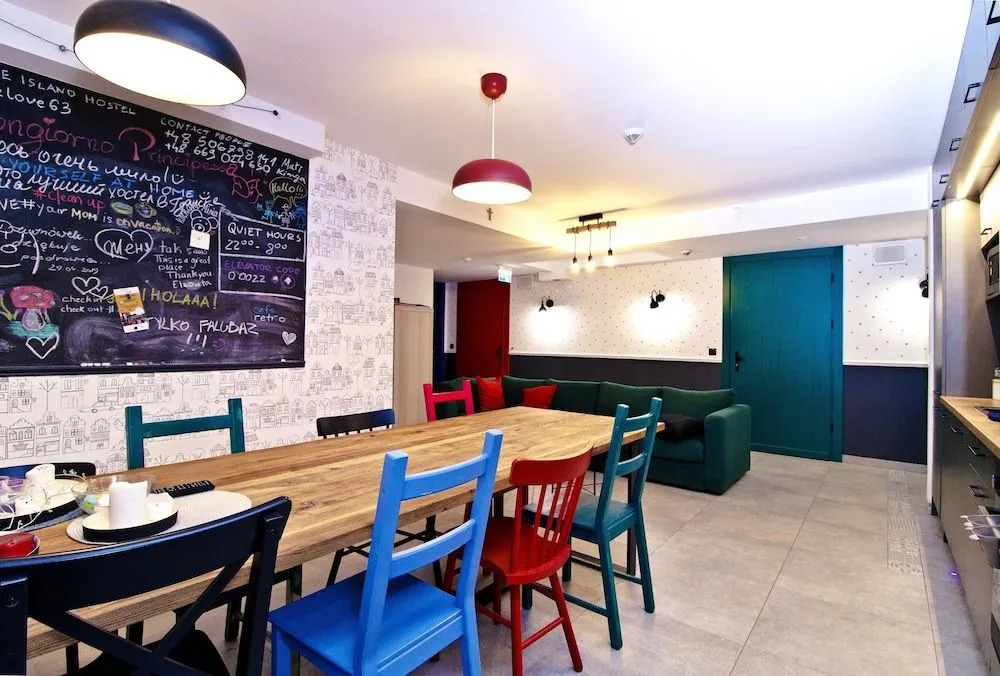 WaterLane Island Hostel&Apartments