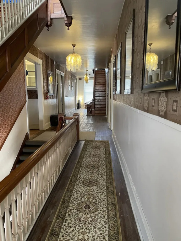 The Clinton Inn