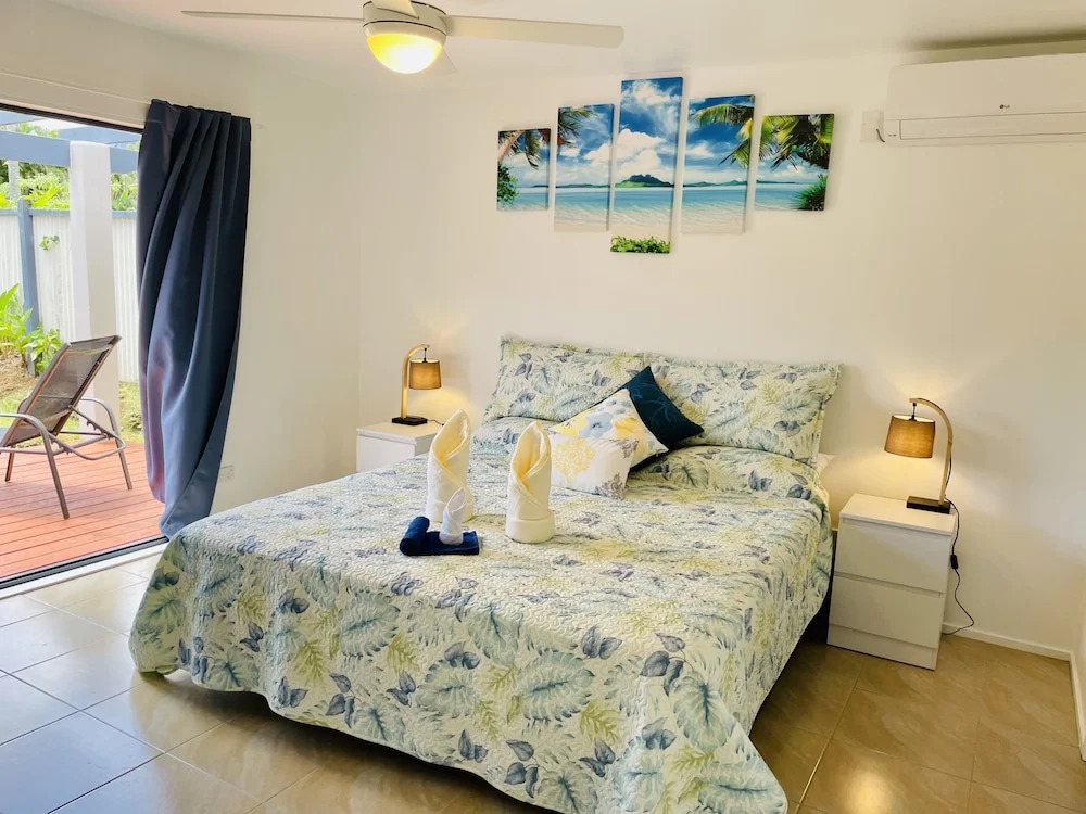 Red Hibiscus Villas