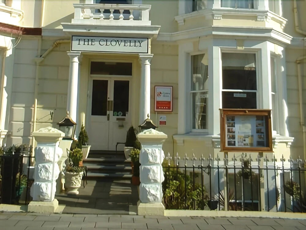 The Clovelly Hotel
