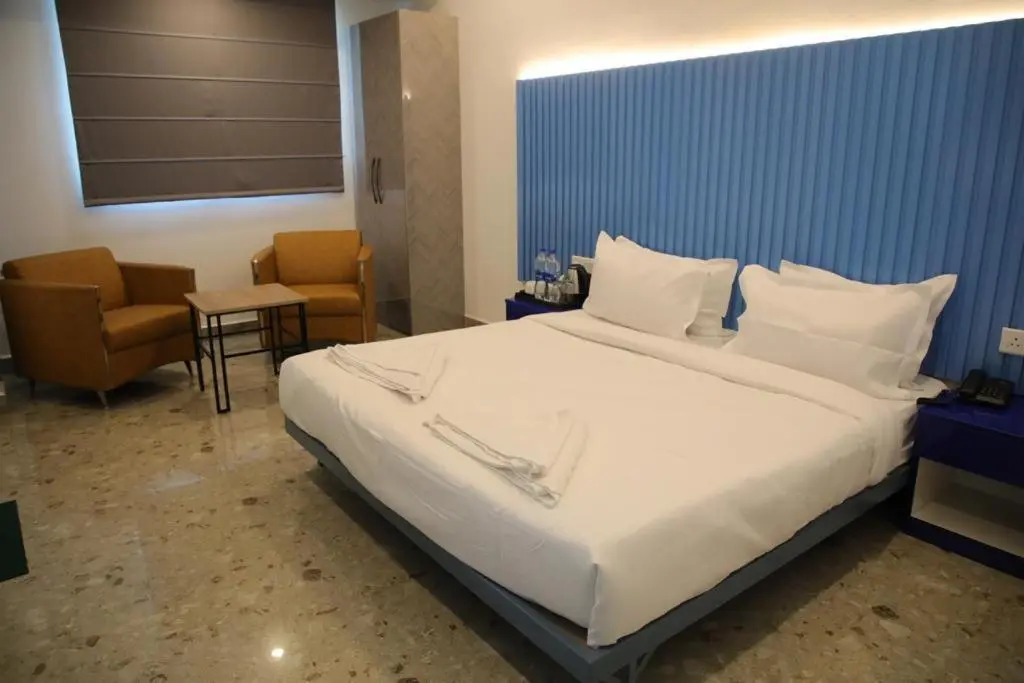 Hotel Elite 29 Golf Course Road