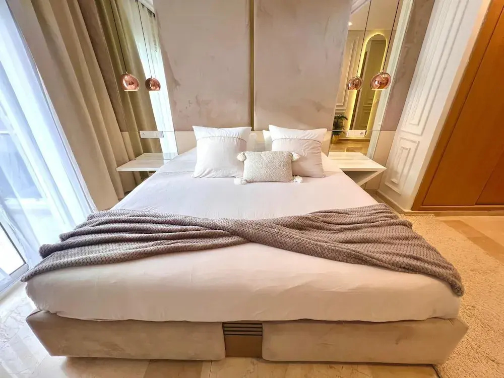 3 bedrooms apartment in secure Résidence