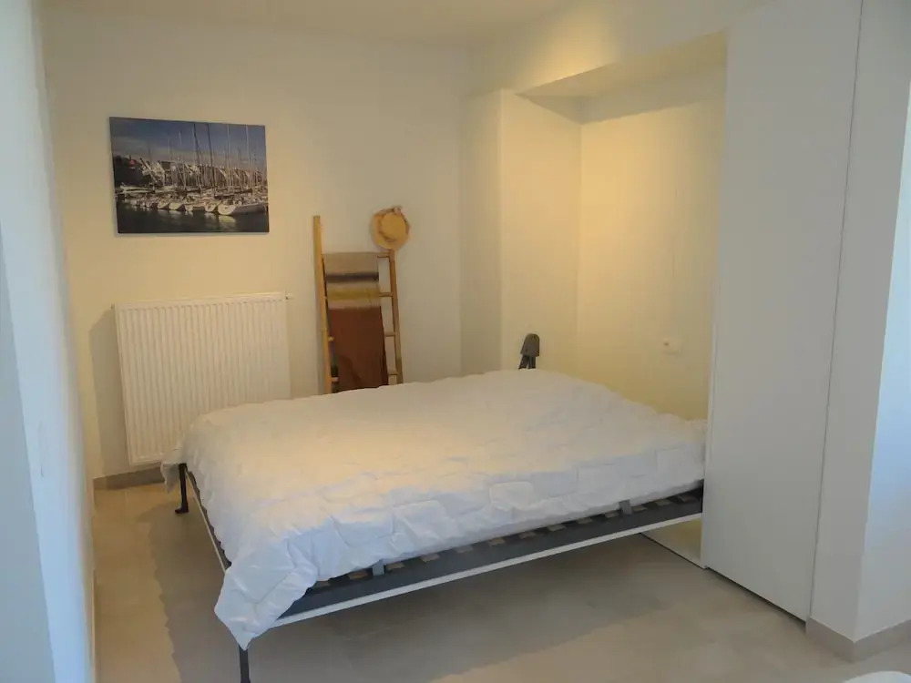 Apartment in Nieuwpoort near the Beach