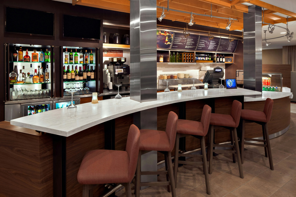 Courtyard by Marriott Pittsburgh Airport
