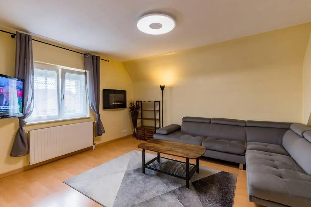 Sejour 6 Pers.( Atypique ) F4 110 M2