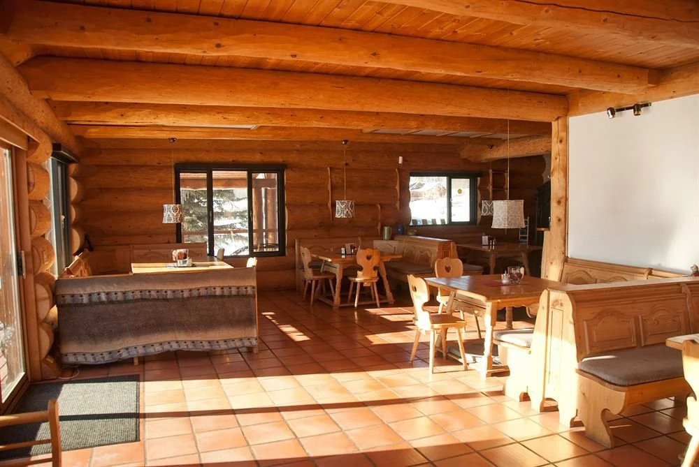 Cariboo Log Guest House