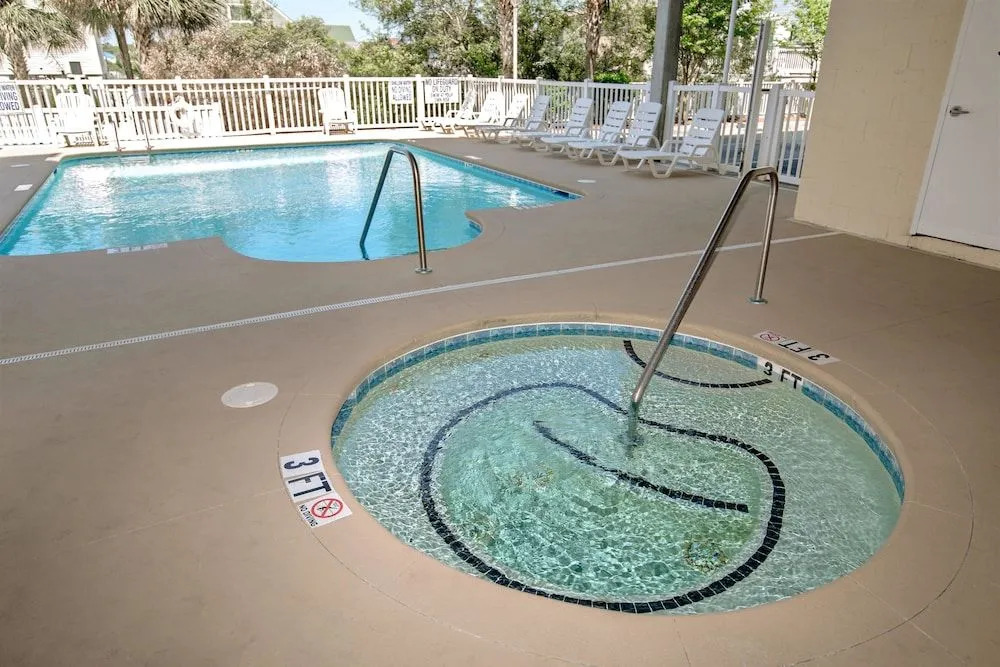 Cherry Grove Villas - 204 Villa 6