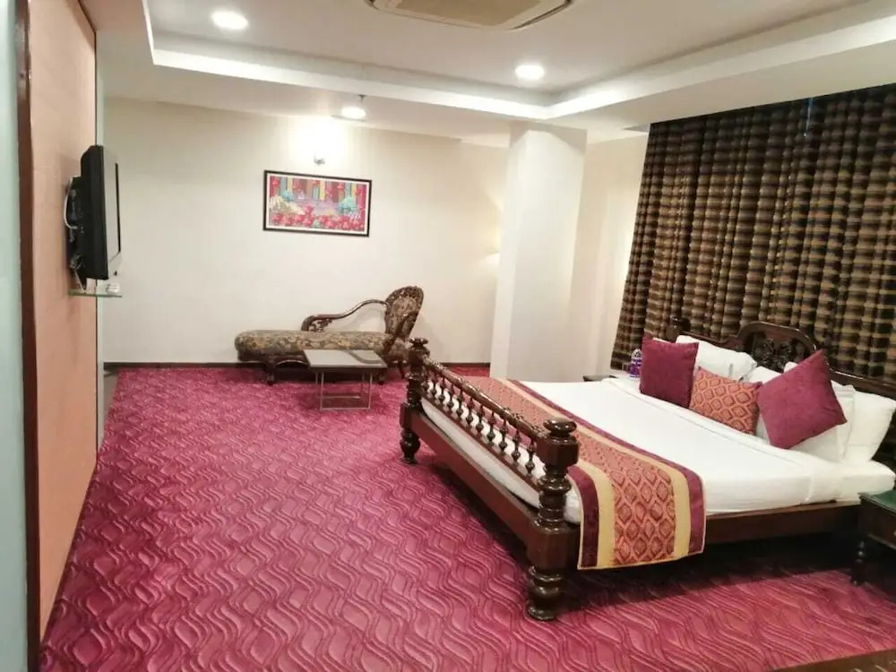 Brilliant Hotel & Convention Center