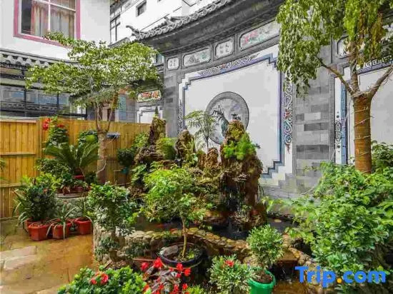 Tingfeng Courtyard Inn