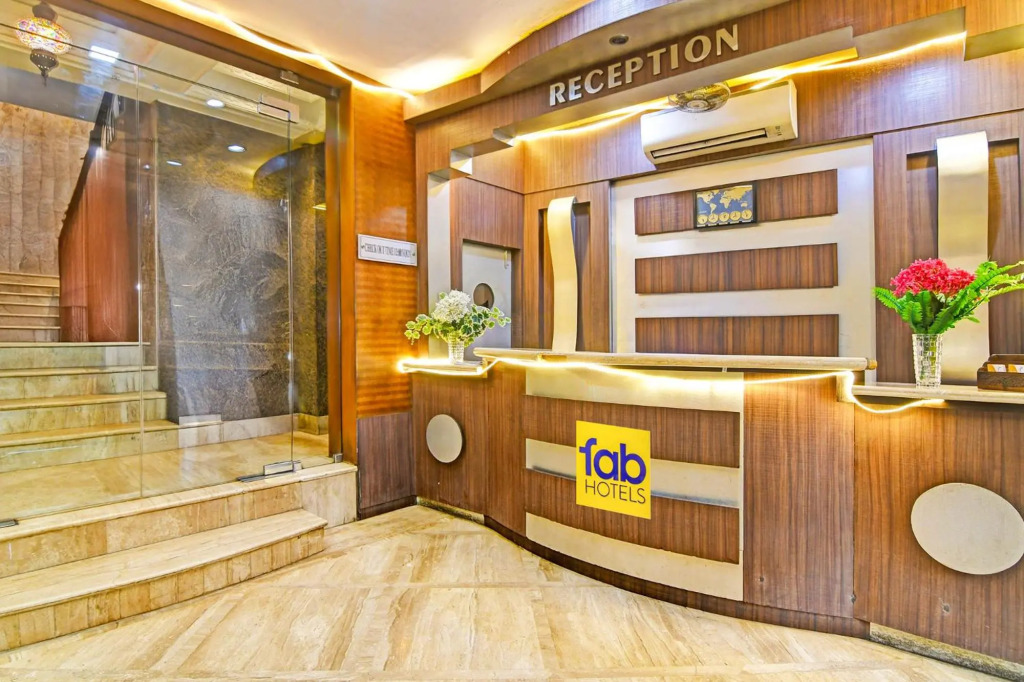 FabHotel Gulshan International - Nr Peter Cat Park Street