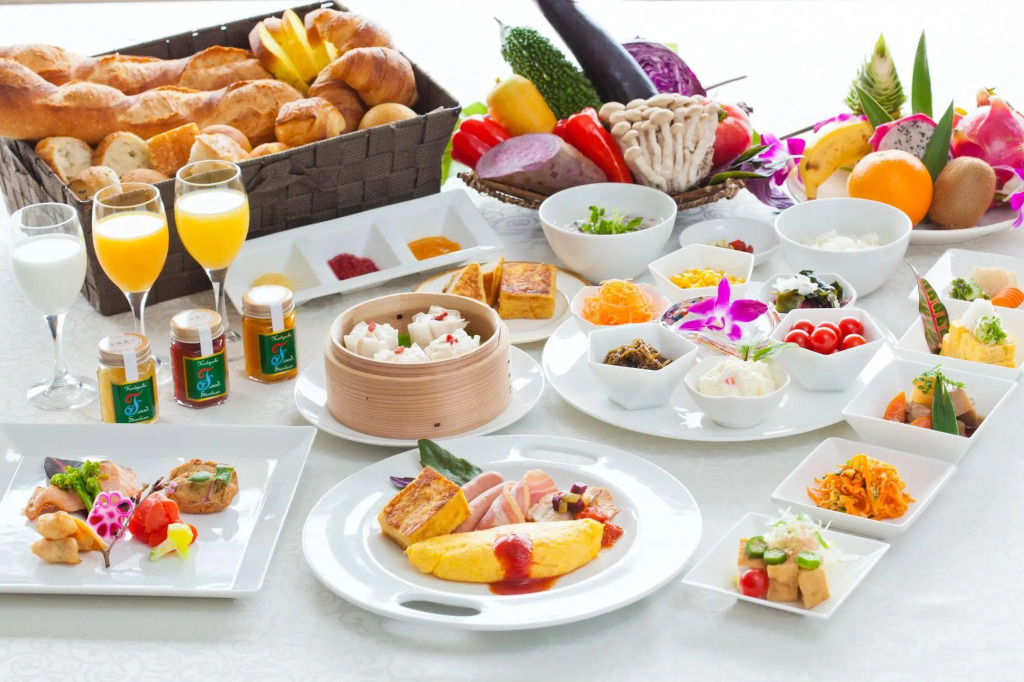 Okinawa Kariyushi Urban Resort Naha