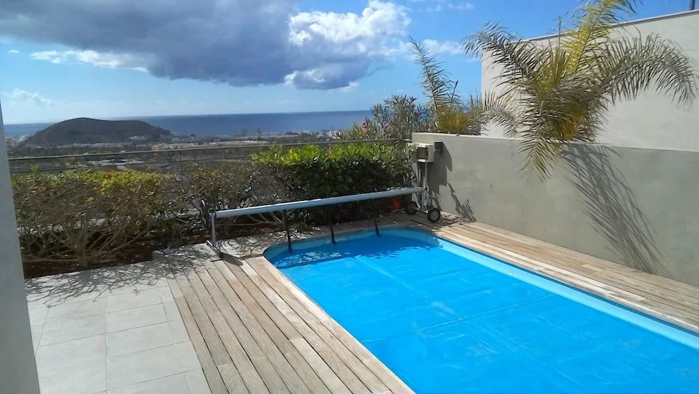 Luxury villa in Costa Adeje + pool