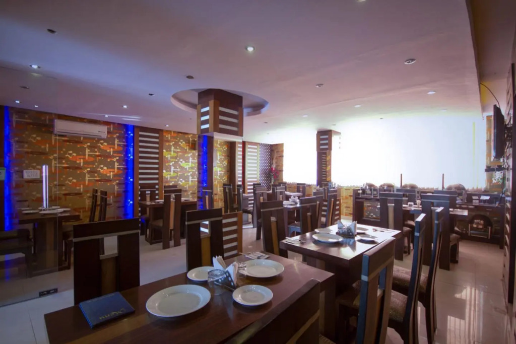 Fabhotel Shivdev International