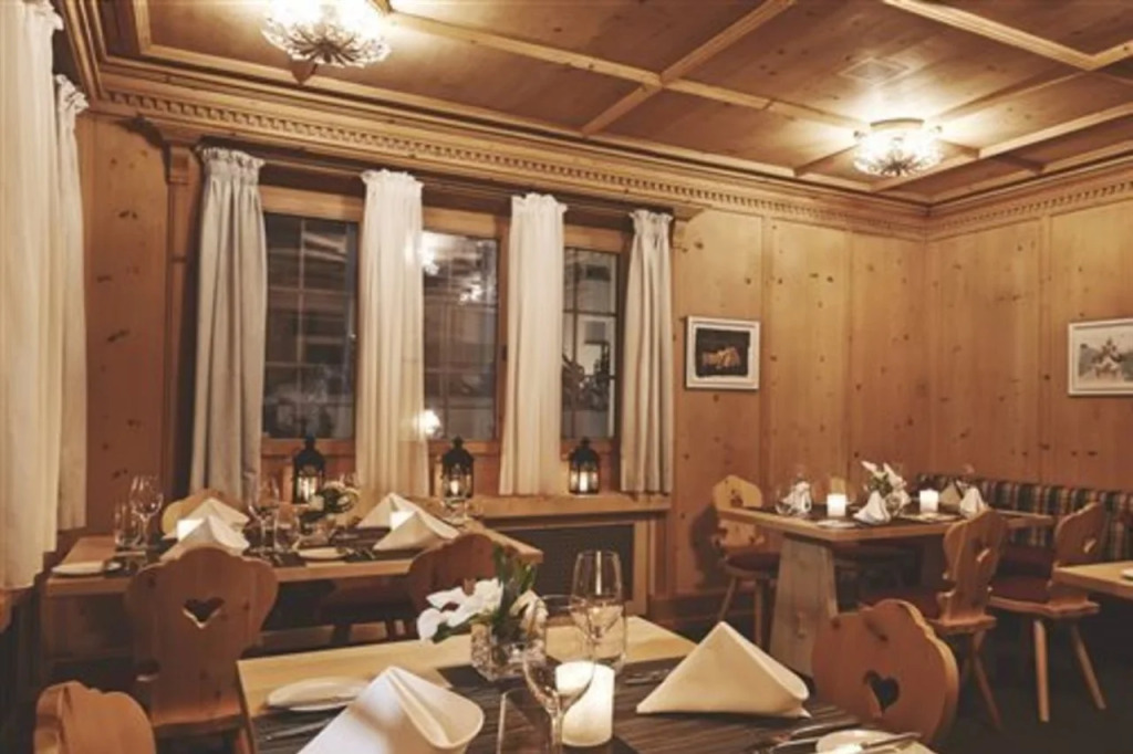Hotel Waldhuus