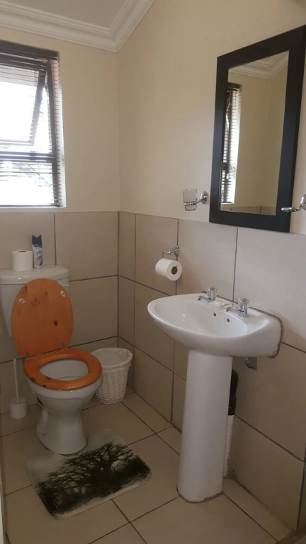 120 At Klerck Guest House