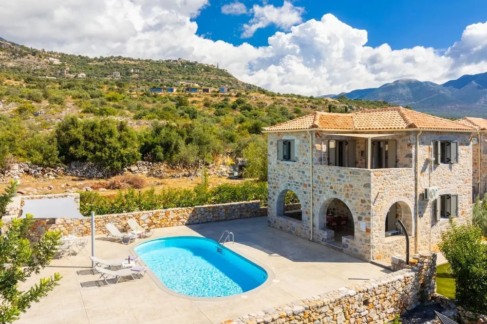 Villa Dioni Tria
