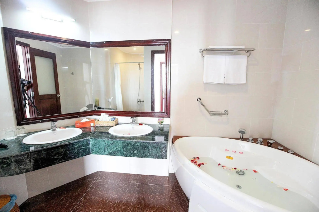 SaiGon - Phu Yen Hotel