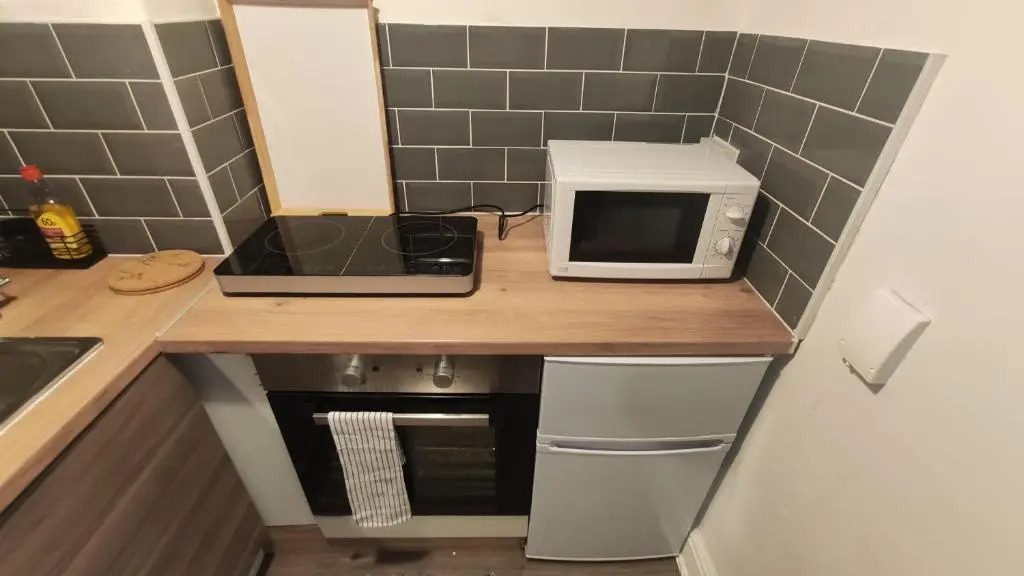 Beautiful 1 Bedroom Apartment