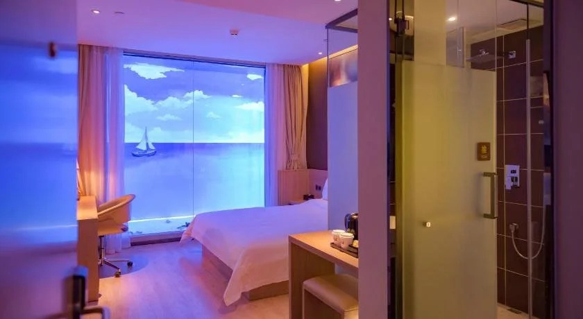 IU Hotel Changsha Yuanjialing Subway Station East Jiefang Road Laohuatian